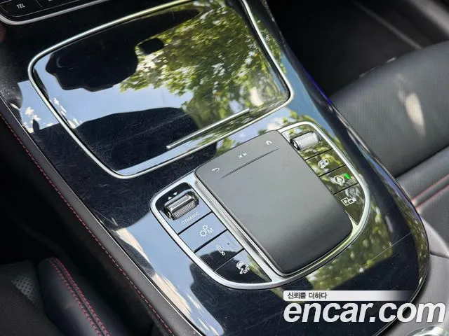 Mercedes-Benz E-Class 2021 — фото 20
