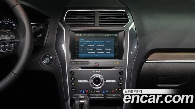 Ford Explorer 2018 — фото 14