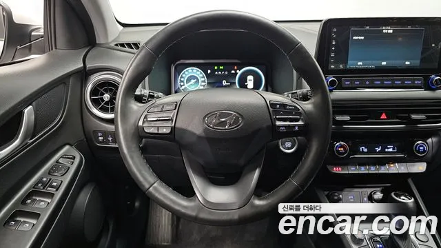 Hyundai Kona 2023 — фото 13