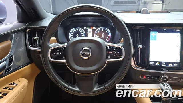 Volvo S90 2017 — фото 13