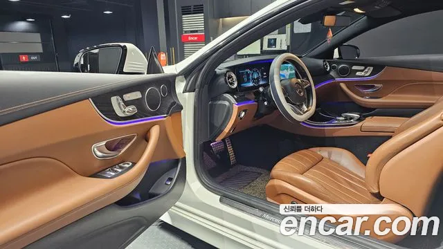 Mercedes-Benz E-Class 2018 — фото 13