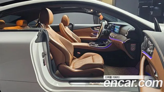 Mercedes-Benz E-Class 2018 — фото 17