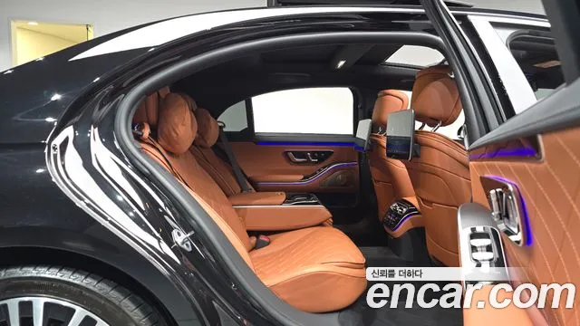 Mercedes-Benz S-Class 2023 — фото 17