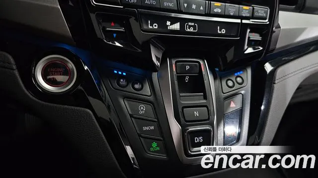 Honda Odyssey 2018 — фото 11