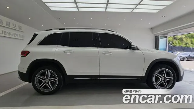 Mercedes-Benz GLB-Class 2021 — фото 11