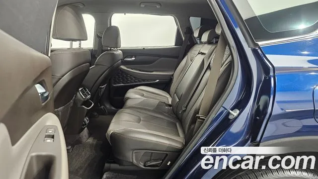 Hyundai Santafe 2019 — фото 16