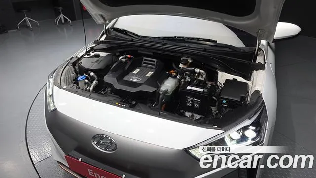Hyundai Ioniq 2017 — фото 6