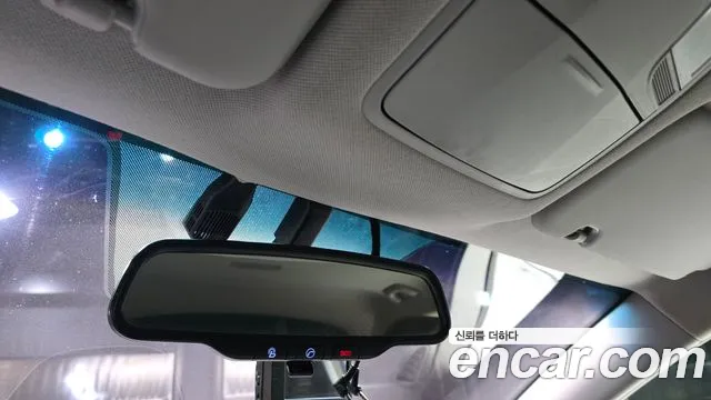 Hyundai Ioniq 2017 — фото 16