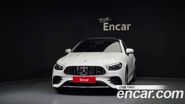 Mercedes-Benz E-Class 2022 — фото 3