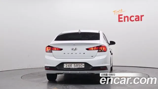 Hyundai AVANTE 2019 — фото 4