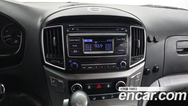 Hyundai Starex 2018 — фото 13
