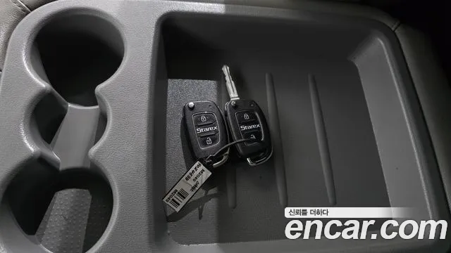 Hyundai Starex 2018 — фото 17