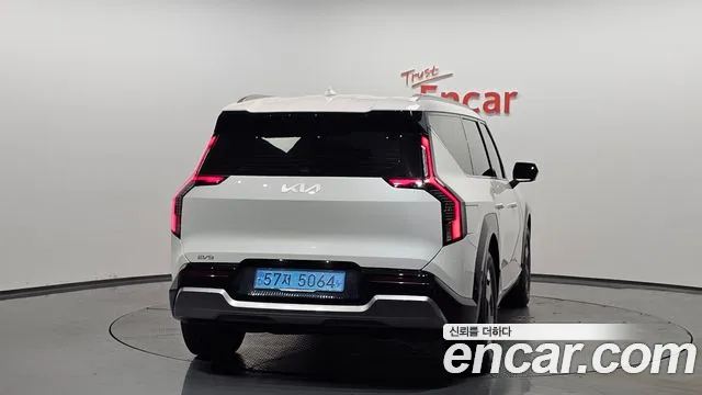 Kia EV9 2024 — фото 3