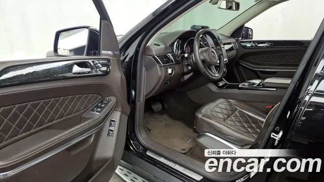 Mercedes-Benz GLS-Class 2017 — фото 13