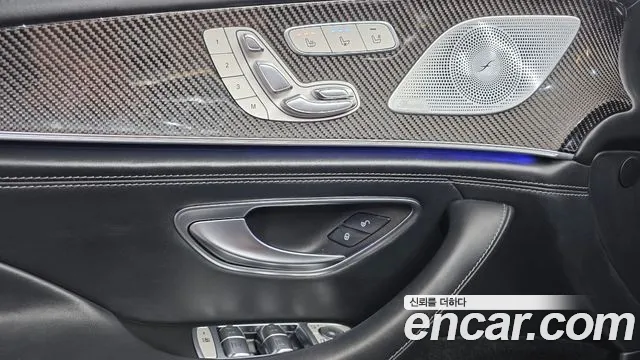 Mercedes-Benz AMG GT 2019 — фото 15