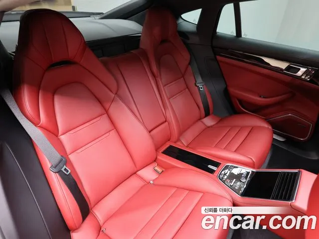 Porsche Panamera 2020 — фото 17