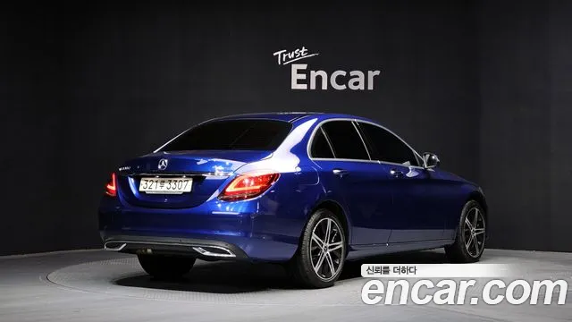 Mercedes-Benz C-Class 2019 — фото 2