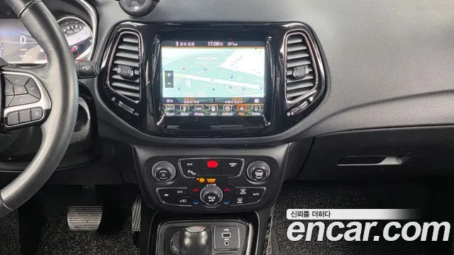 Jeep Compass 2019 — фото 20
