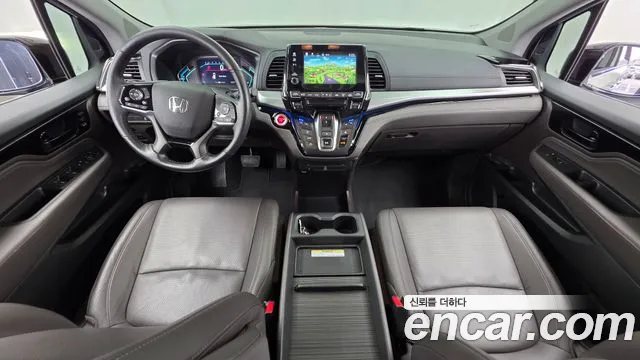 Honda Odyssey 2018 — фото 10