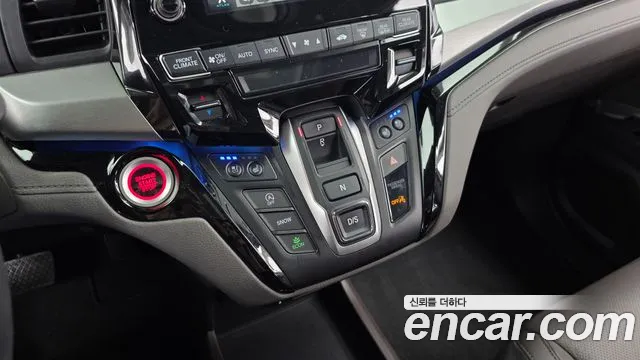 Honda Odyssey 2018 — фото 12
