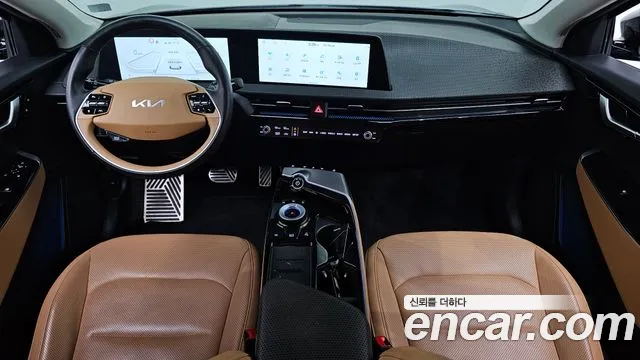 Kia EV6 2023 — фото 9