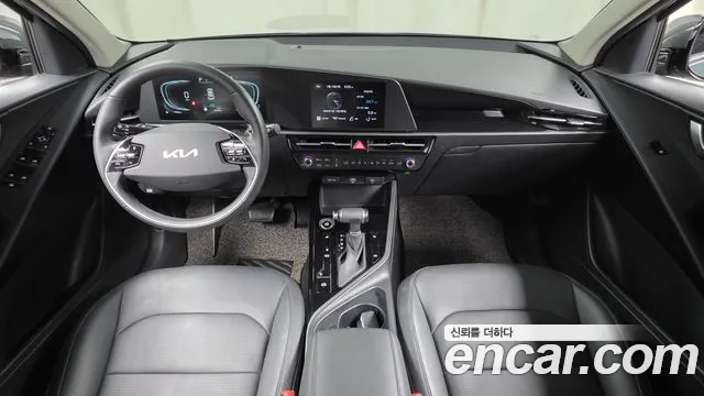 Kia Niro 2022 — фото 10