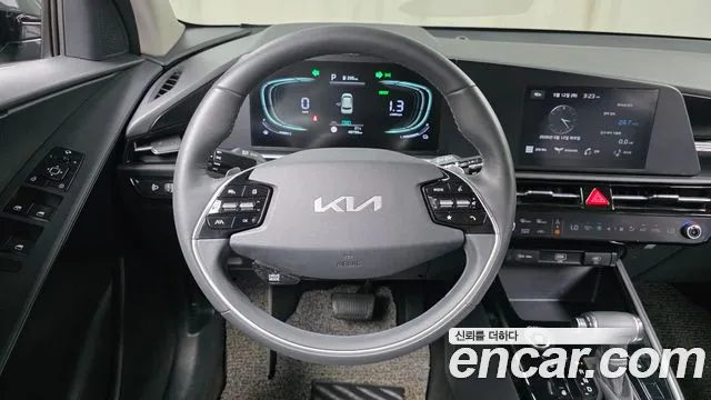 Kia Niro 2022 — фото 19
