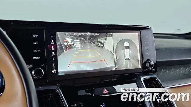 Kia Sorento 2023 — фото 20