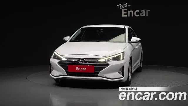Hyundai AVANTE 2019 — фото 3
