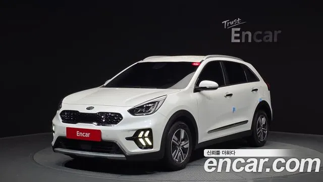 Kia Niro 2020 — фото 1