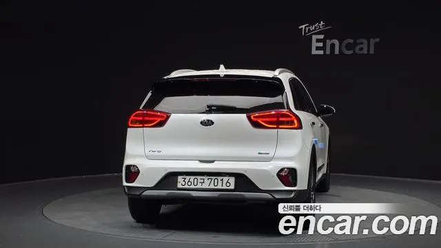 Kia Niro 2020 — фото 4