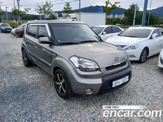 Kia Soul 2011 — фото 6