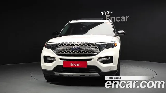 Ford Explorer 2022 — фото 3