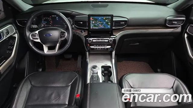 Ford Explorer 2022 — фото 10