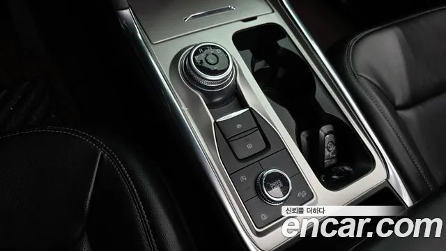 Ford Explorer 2022 — фото 12