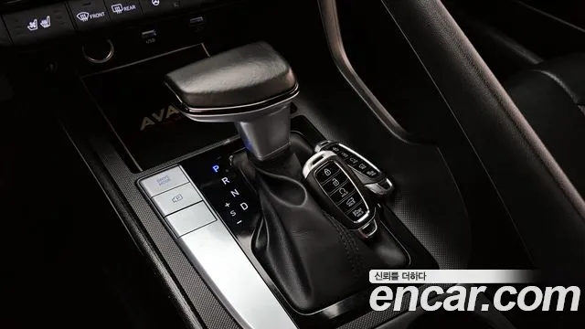 Hyundai AVANTE 2021 — фото 12