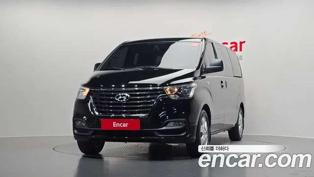 Hyundai Starex 2021 — фото 3