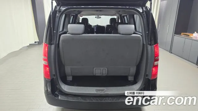 Hyundai Starex 2021 — фото 20