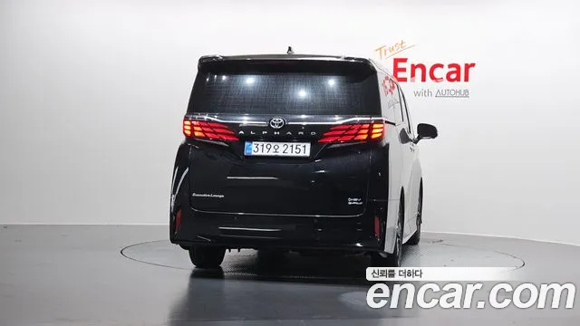 Toyota Alphard 2025 — фото 4