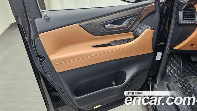 Toyota Alphard 2025 — фото 15