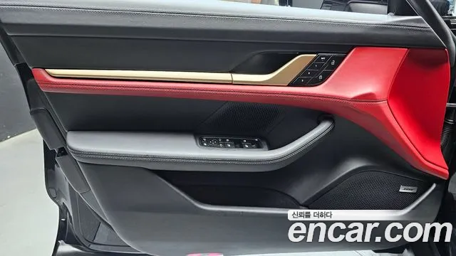 Porsche Taycan 2025 — фото 14