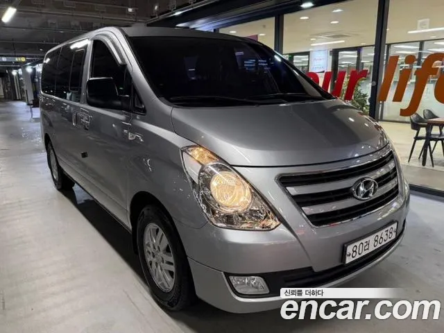 Hyundai Starex 2016 — фото 2