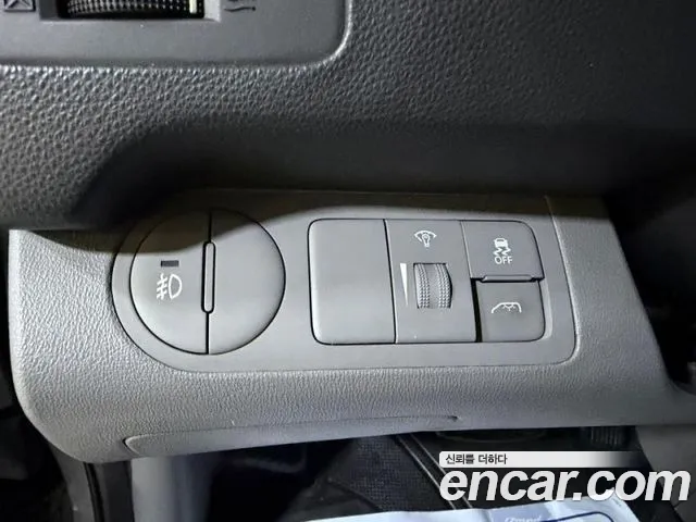 Hyundai Starex 2016 — фото 13