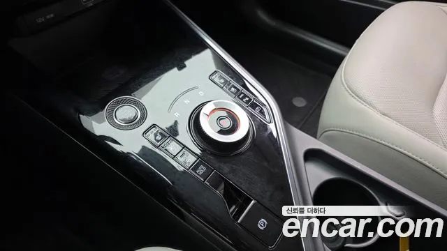 Kia Niro 2022 — фото 9