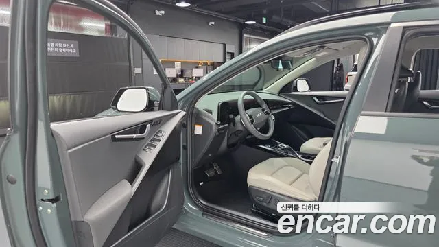 Kia Niro 2022 — фото 10