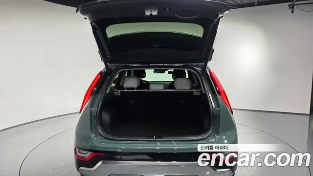 Kia Niro 2022 — фото 20