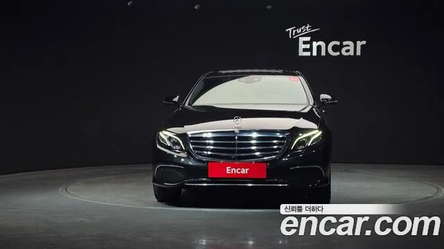 Mercedes-Benz E-Class 2018 — фото 3