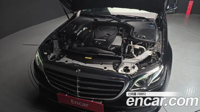 Mercedes-Benz E-Class 2018 — фото 6