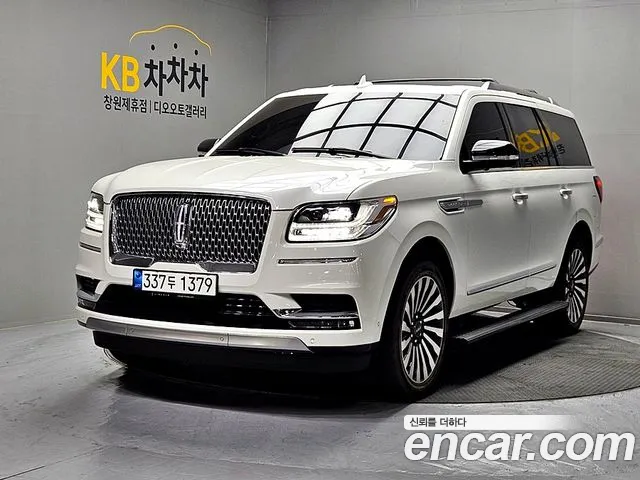 Lincoln Navigator 2021 — фото 3