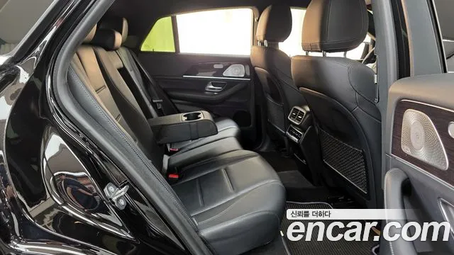 Mercedes-Benz GLE-Class 2020 — фото 18